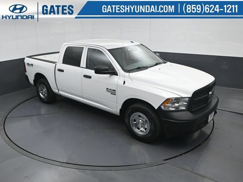 Used 2019 RAM 1500 Tradesman w/ Popular Equipment Group AWD/4WD image 43