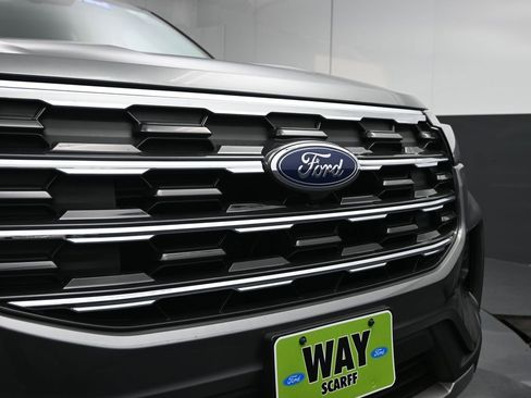 New 2025 Ford Explorer Active image 13