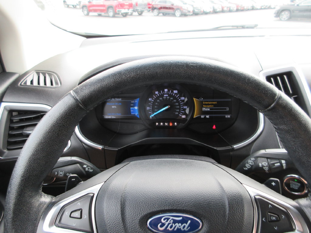 Used 2019 Ford Edge Titanium w/ Equipment Group 301A AWD/4WD image 31