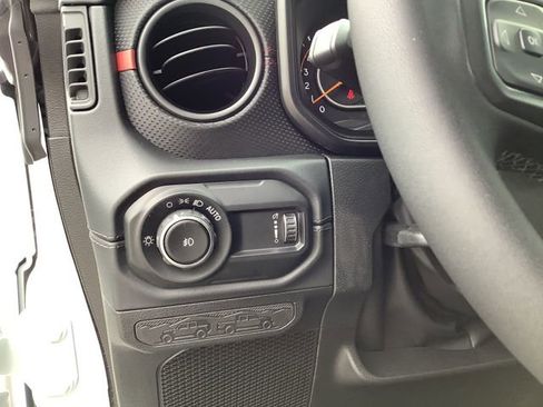 New 2026 Jeep Wrangler Unlimited Rubicon image 15