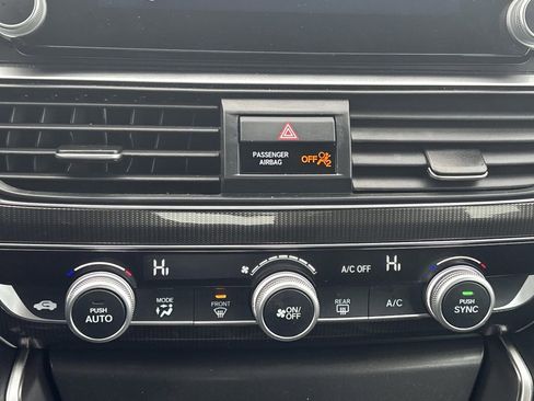 Certified 2022 Honda Accord Sport image 17