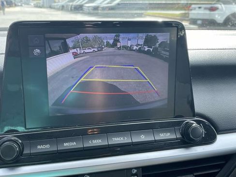 Used 2022 Kia Forte LXS FWD image 27