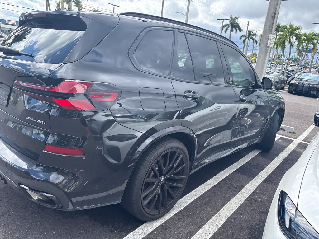 Certified 2024 BMW X5 sDrive40i w/ M Sport Package RWD image 8