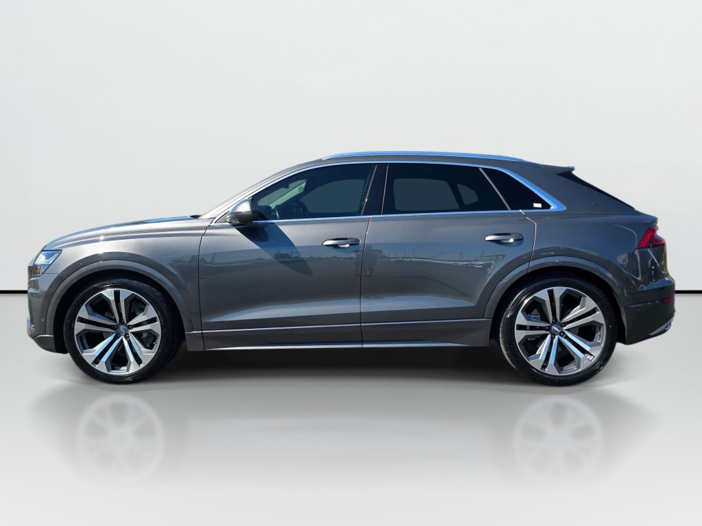 Used 2020 Audi Q8 Prestige AWD/4WD image 2
