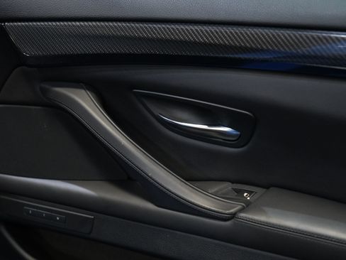 Used 2013 BMW M5 image 26