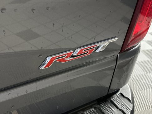 Certified 2022 Chevrolet Silverado 1500 RST image 16