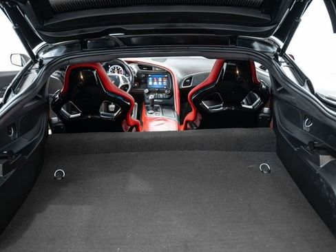 Used 2015 Chevrolet Corvette Z06 w/ 3LZ Preferred Equipment Group image 20