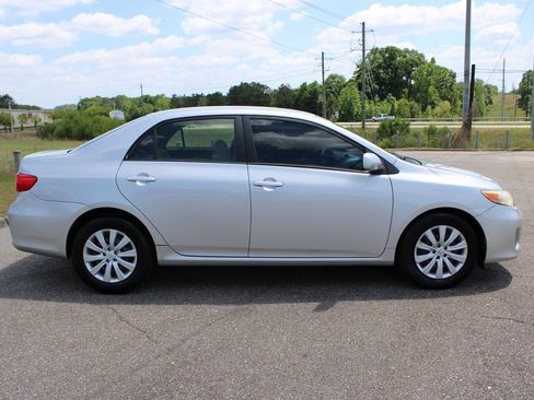 Used 2012 Toyota Corolla LE FWD image 11