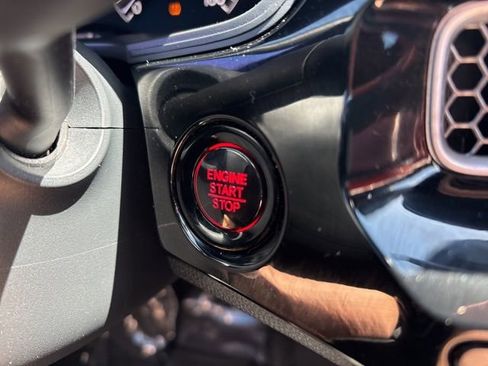 Used 2023 Honda Civic Sport image 9