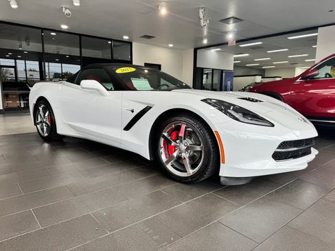 Used 2015 Chevrolet Corvette Stingray Convertible w/ 2LT Preferred Equipment Group RWD image 35