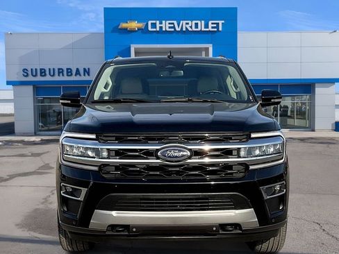 Used 2023 Ford Expedition Max Limited image 3
