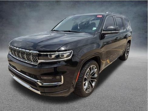 Used 2022 Jeep Grand Wagoneer Series III AWD/4WD image 2