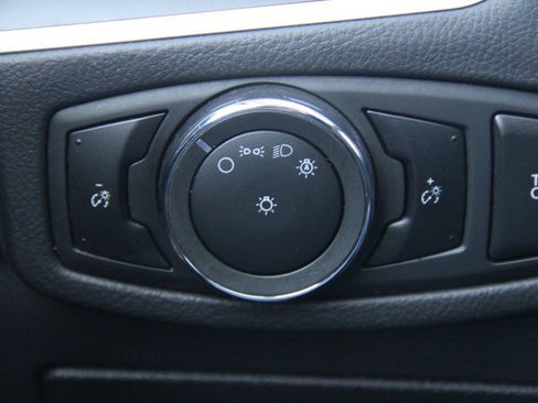 Used 2024 Ford Edge SEL AWD/4WD image 25