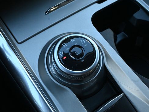 Used 2021 Ford Explorer Limited w/ Equipment Group 301A image 14