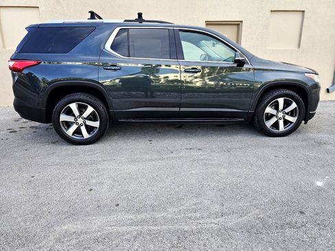Used 2018 Chevrolet Traverse LT w/ LPO, 'HIT The Road' Package image 15