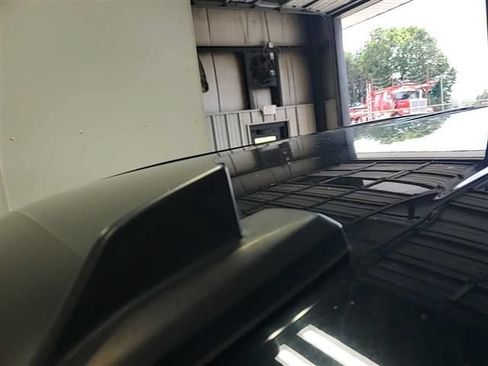 Used 2020 Chevrolet Silverado 1500 LT RWD image 10