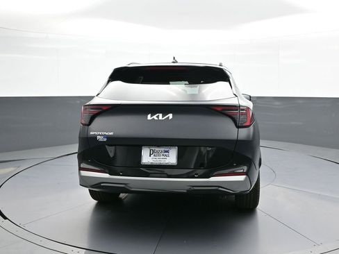 New 2026 Kia Sportage SX FWD image 7
