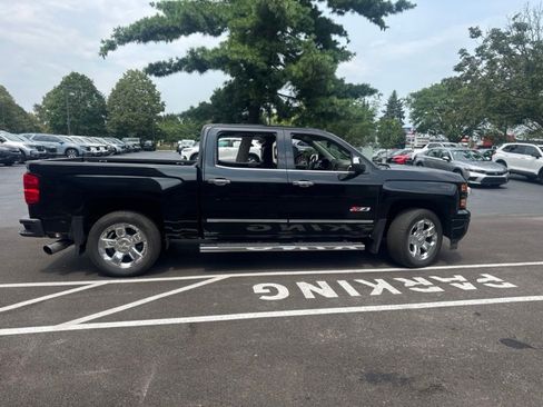 Used 2015 Chevrolet Silverado 1500 LTZ Z71 AWD/4WD image 3