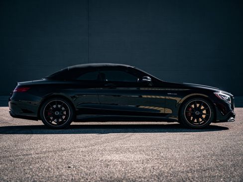 Used 2017 Mercedes-Benz S 63 AMG 4MATIC Cabriolet image 24