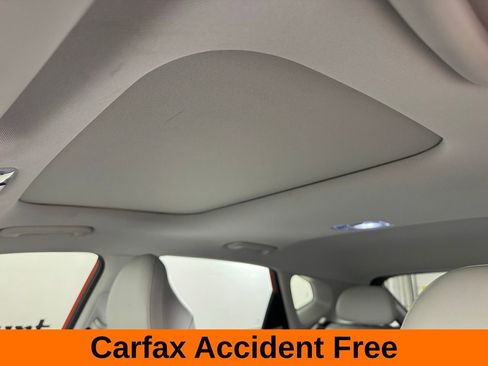 Used 2025 Hyundai Kona Limited image 3