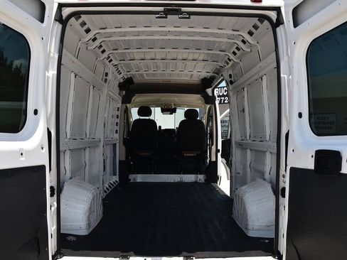 Used 2022 RAM ProMaster 2500 FWD image 12