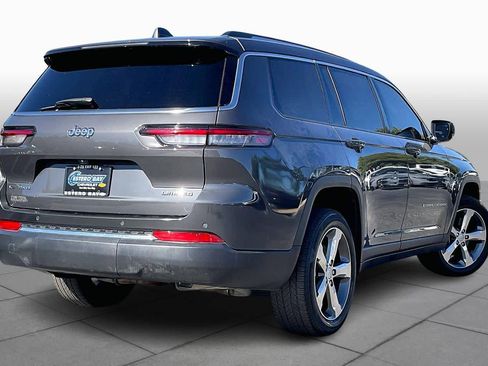 Used 2022 Jeep Grand Cherokee L Limited image 13