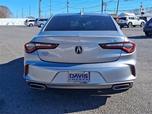Used 2022 Acura TLX w/ Technology Package image 5