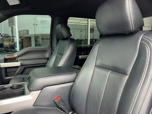 Used 2022 Ford F250 Lariat w/ Lariat Value Package image 33