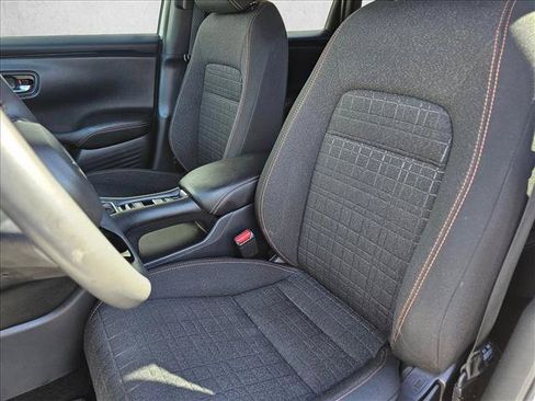Used 2025 Honda HR-V Sport image 23