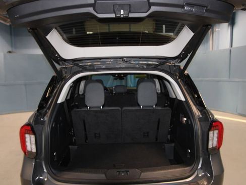 Used 2025 Ford Explorer Active image 36