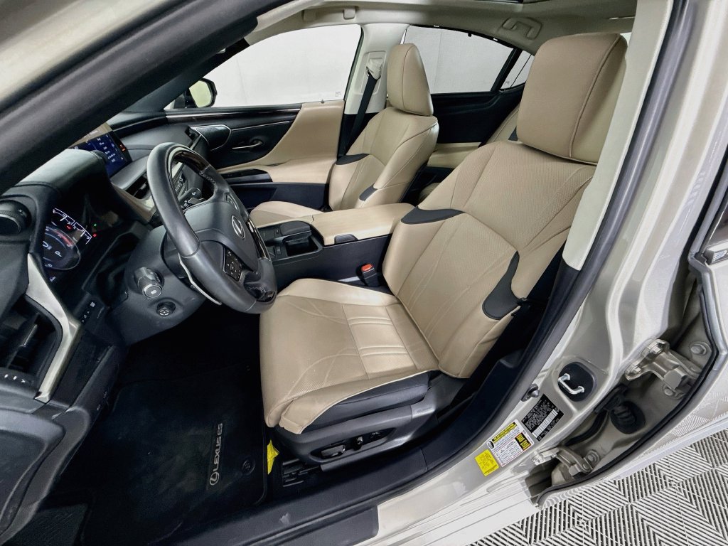 Certified 2021 Lexus ES 350 Ultra Luxury w/ Accessory Package 2 FWD image 22