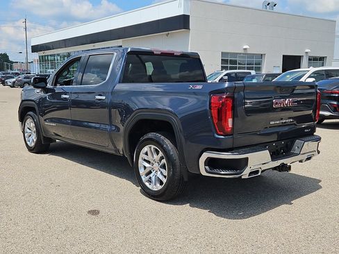 Used 2022 GMC Sierra 1500 SLT AWD/4WD image 3