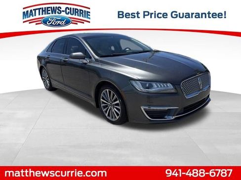 Used 2018 Lincoln MKZ Premiere FWD image 1