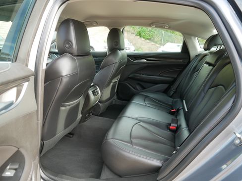 Used 2018 Buick LaCrosse Premium FWD image 35