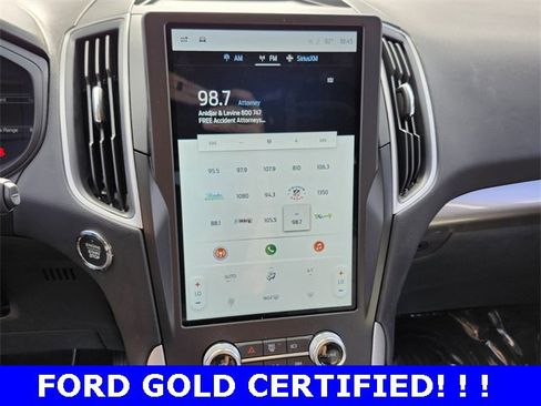 Used 2024 Ford Edge SE w/ Black Appearance Package image 18