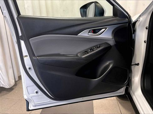 Used 2019 MAZDA CX-3 Touring w/ Touring I-ACTIVSENSE Package image 9