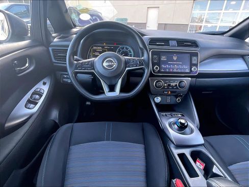 Certified 2023 Nissan Leaf S image 17