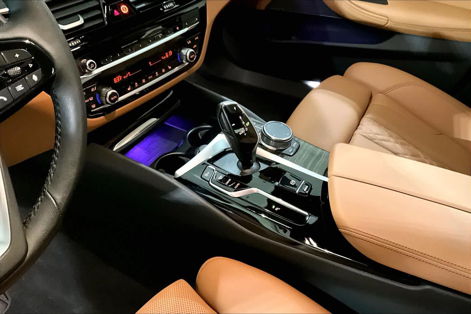 Used 2023 BMW 530i xDrive w/ Premium Package AWD/4WD image 16