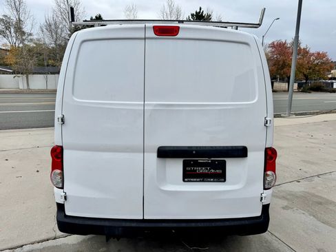 Used 2019 Nissan NV200 S image 5