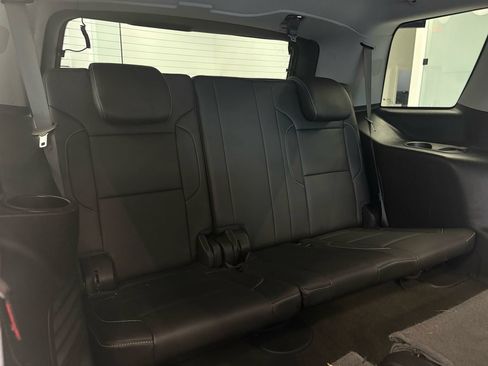 Used 2018 Chevrolet Tahoe LT w/ LT Signature Package AWD/4WD image 25