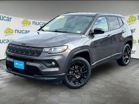 Used 2022 Jeep Compass Altitude image 3