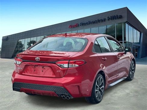 Used 2020 Toyota Corolla SE image 5