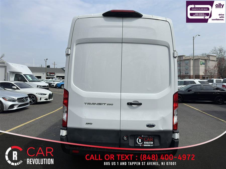 Used 2022 Ford Transit 250 148 High Roof AWD image 7