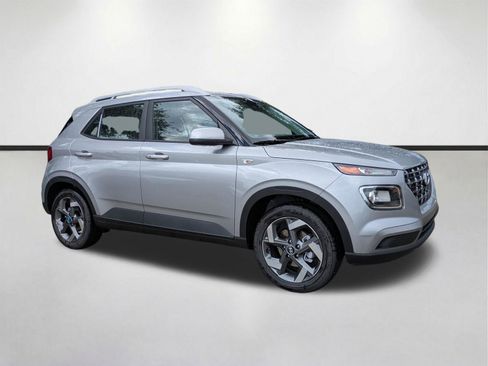New 2026 Hyundai Venue SEL FWD image 2