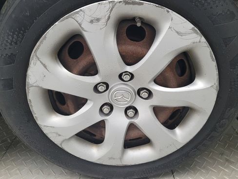 Used 2013 MAZDA MAZDA3 i Sport image 31