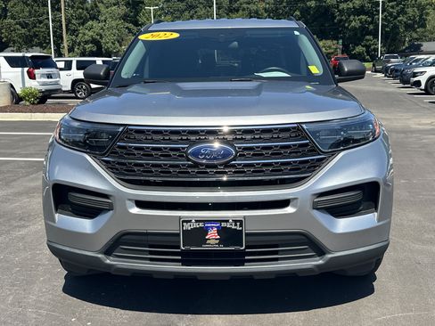 Used 2022 Ford Explorer XLT RWD image 4
