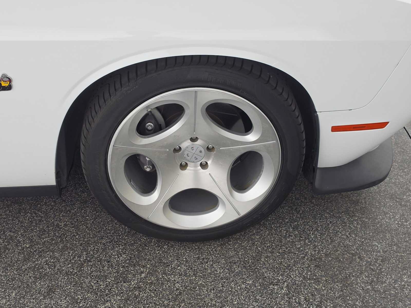 Used 2018 Dodge Challenger R/T Scat Pack RWD image 9