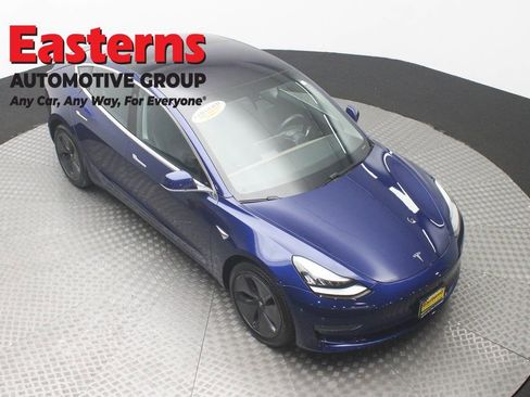 Used 2018 Tesla Model 3 Long Range AWD/4WD image 3