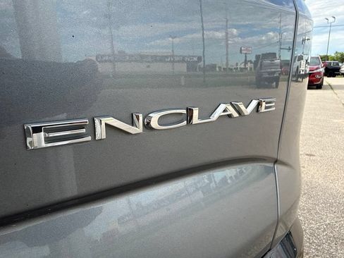 Used 2018 Buick Enclave Essence FWD image 13