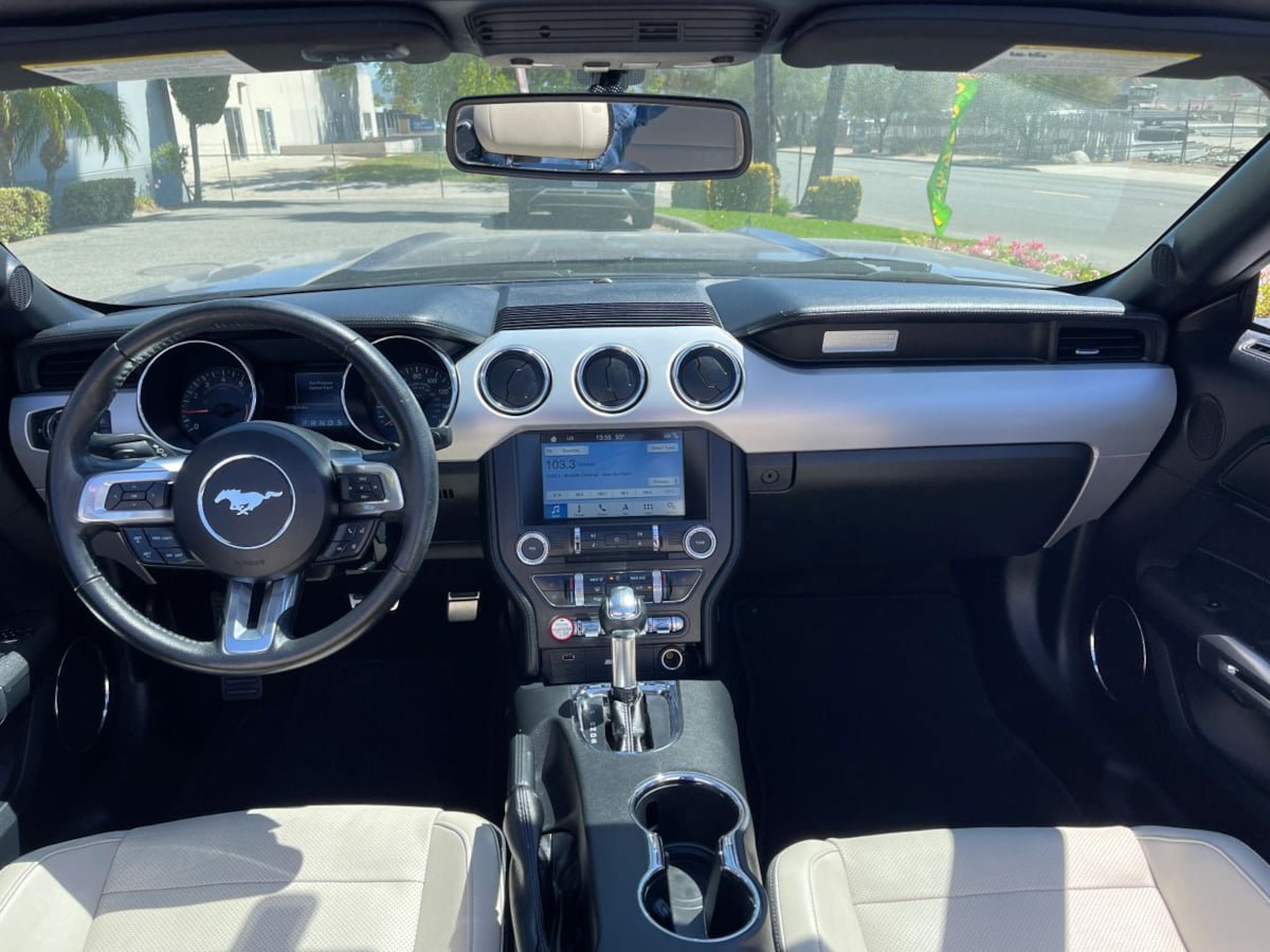 Used 2016 Ford Mustang Premium RWD image 12